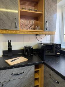 Contractor & Family Sleeps 5 Bham HS2 Parking for 3