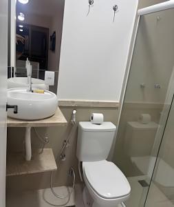 Flat Praia de Copacabana - Garagem e vista mar - Pé na Areia 401