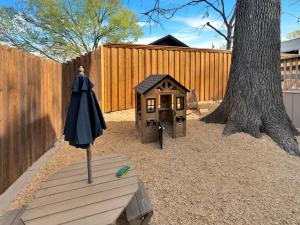 Historic Porch House - Downtown McKinney
