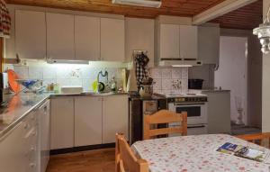 Lovely Home In Ljungskile With Wifi