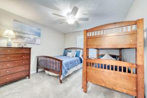 Walk To Surfside Beach!