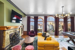 GG Park-Sunset-Ocean Beach-Parking WD-Pool Table