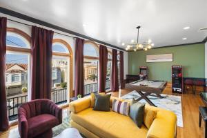 GG Park-Sunset-Ocean Beach-Parking WD-Pool Table