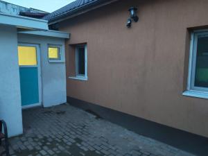 Garsoniera 20m2 anexată la casa proprietarului