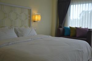 Southgate Residence Hotel - SHA Certified
