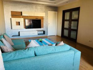 شقه للإيجار بشارع سوريا بالمهندسين