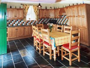 Private house in scenic location sleeping 8 people