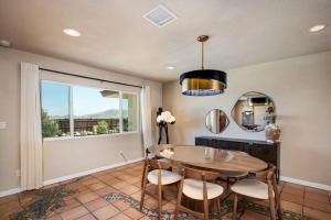 Marbella Lane - Moon Designer Home close to JTNP