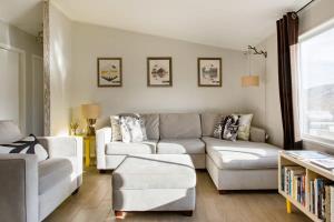 Marbella Lane - 10 Acres Oasis Desert Retreat