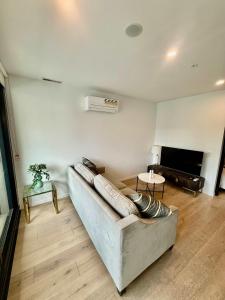 Central CBD - parking - sleeps 4
