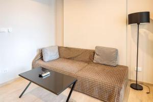 芭提雅The Base公寓预定 市中心 高层海景家庭套房 紧邻海滩步行街A-16F