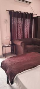 Moonlight banquet & Hotel