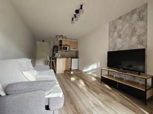 Maisonnette calme proche plage avec parking - FR-1-476-252