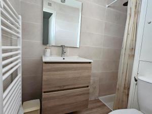 Maisonnette calme proche plage avec parking - FR-1-476-252