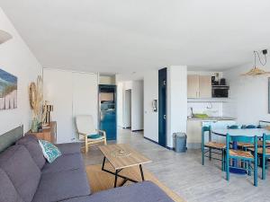 Appartement T3 avec terrasse et piscine collective - FR-1-857-58