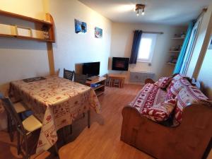 2 Pièces au Pied des Pistes, 5 Couchages - FR-1-771-17