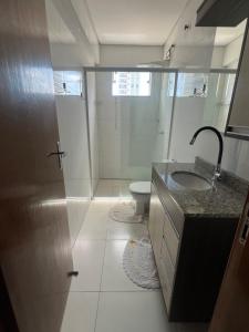 Apartamento em Balneário Picarras a 150m do Mar
