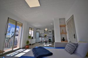 La Perla del Castillo, Camas King, Terraza, Vistas al Mar