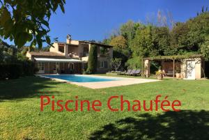 B&B / Chambres d'hotes Villa Saint Paul : photos des chambres