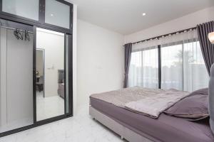 Lovely OPTIC apartments on Bang Tao Beach