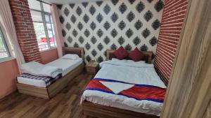 Natural View Resort