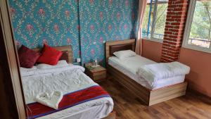 Natural View Resort