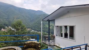 Natural View Resort
