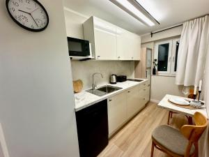 COZY APARTMENT near the AIRPORT and the Medical University of Warsaw