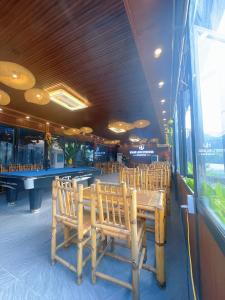 HoangLong Riverside Homestay