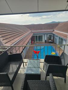 Sun Poolvilla Bangsaray