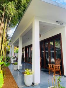 Mango House Hiriketiya