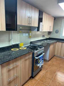 Lovely 2BR Apartment in Almazah