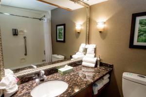 Queen Room - Disability Access room in Greenstay Hotel & Suites Central
