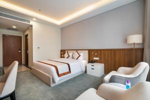 Ben Thanh One Step Prime