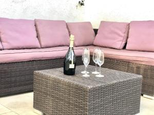 PACHECO BEACH. Enorme villa a tan solo 2 minutos de la playa de Almadrava - ES-258-177