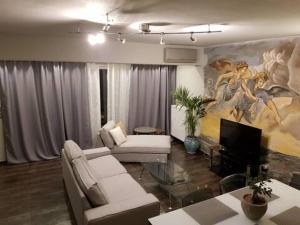 Kyras Roof Terrace Flat