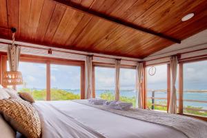 Blu Galapagos Sustainable Waterfront Lodge