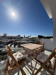 The Retro Suite Kato Paphos 2 min to the beach