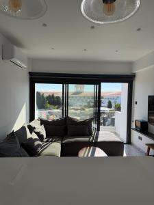 The Retro Suite Kato Paphos 2 min to the beach