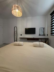 The Retro Suite Kato Paphos 2 min to the beach