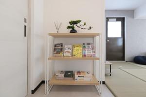 Good access to Shinjuku! Japandi Style Room in Nakano, Tokyo - Podhouse Nakano