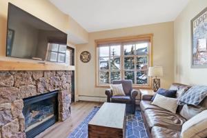 PP308 Passage Point condo