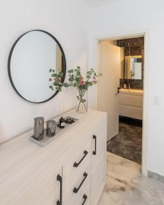 Zuri Petite - 2 Bedrooms - Close to Brașov