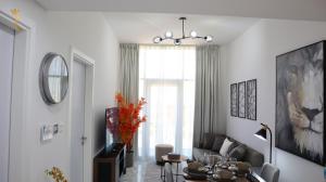 Floret Haven 1BR - Chic Tranquil Escape