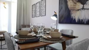 Floret Haven 1BR - Chic Tranquil Escape