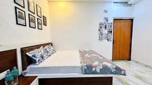 Hotel Pujari Palace