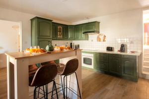 Townhouse 145 m2 Garden - Private Parking - 7 people