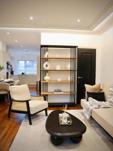 Premium 4BR I Near Golf Course I Fast Wi-Fi & Free Parking