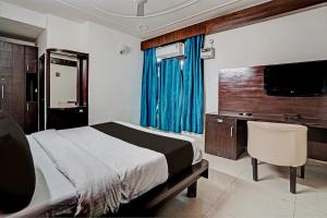 Hotel O Starlight Inn