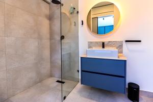 Luxury 2 Bedroom apartment with Amazing Views